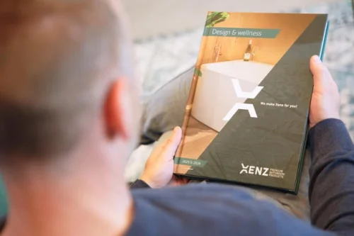 A brochure and pamphlet collection カタログ… Brochures | premium badkamerproducten - Xenz